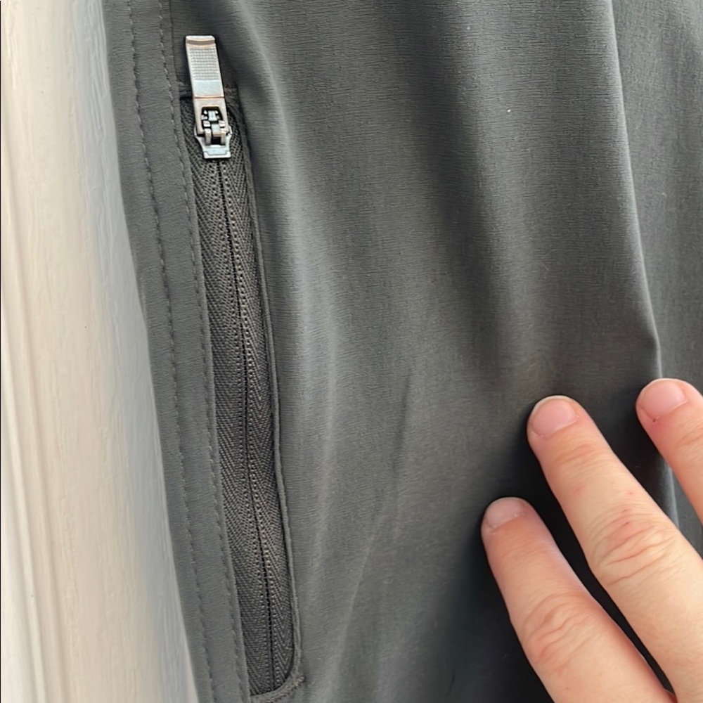 Women's Columbia Gray Hiking Pants - Picture 4 of 6
